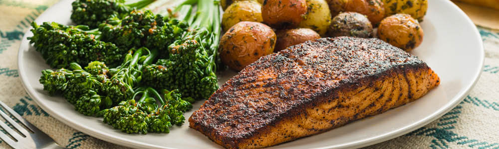 Blackened salmon plate with sides